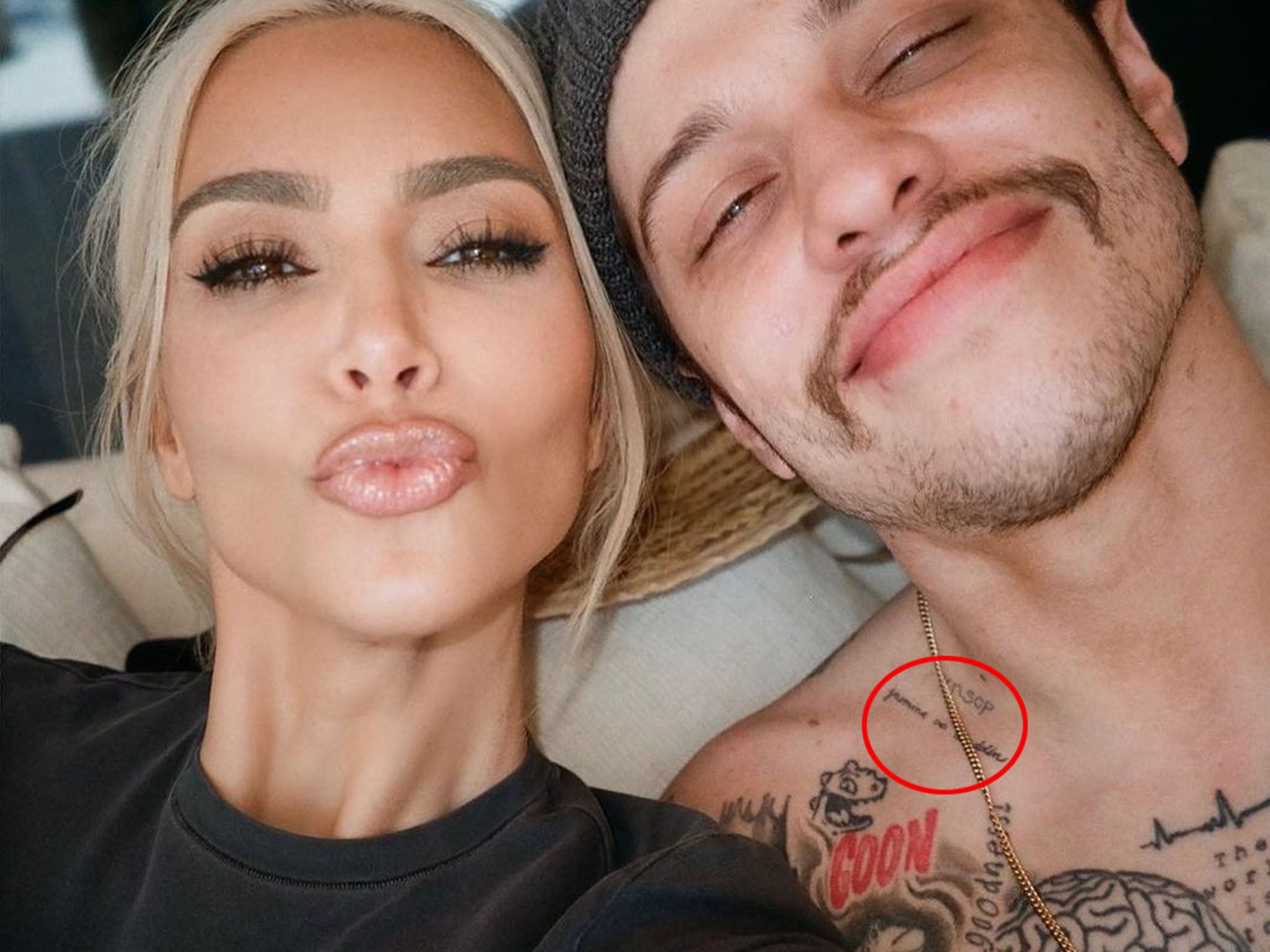 Pete Davidson hace una críptica declaración de moda tras separarase de Kim Kardashian