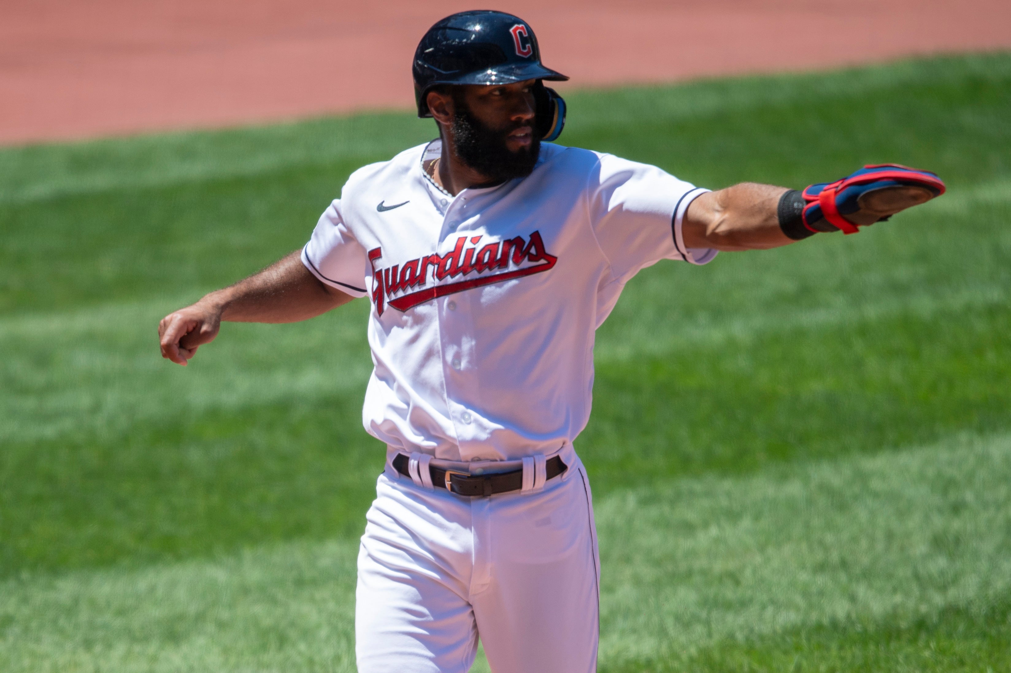 MEDIAS BLANCAS GUARDIANES