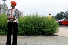 Omar: viaje de Biden a Arabia Saudita “envía el mensaje equivocado a los que se preocupan por los DDHH”