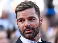 Ricky Martin niega la “repugnante” acusación de que tuvo una relación de carácter sexual con su sobrino