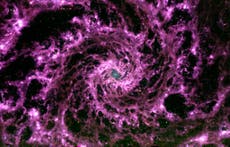NASA: Telescopio espacial James Webb captura imágenes de un agujero negro 