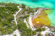 Un barco derrama 30.000 galones de petróleo en las Bahamas