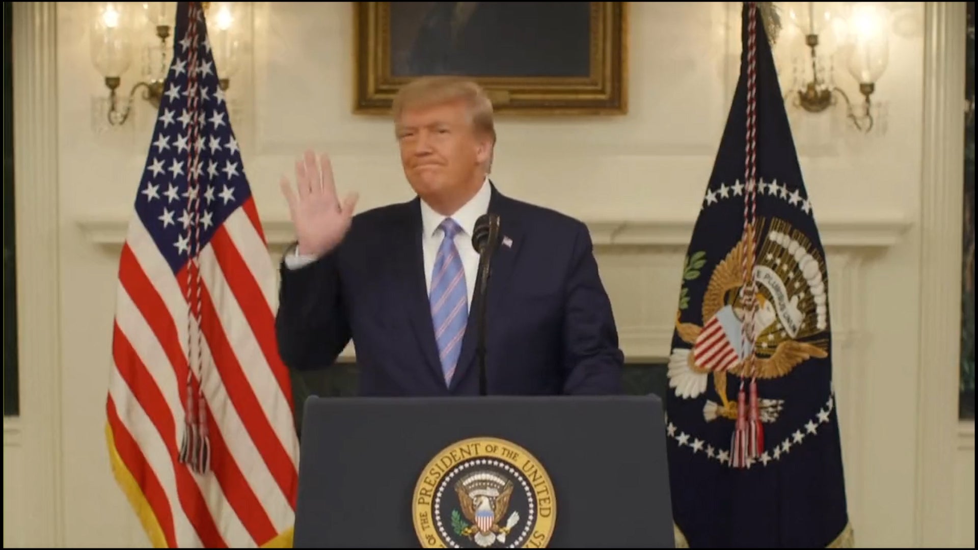Un nuevo vídeo muestra a Donald Trump literalmente incapaz de decir que perdió las elecciones