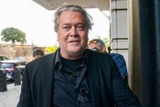 Steve Bannon declarado culpable en juicio por desacato después de desafiar la citación del comité del 6 de enero