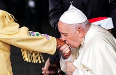 El papa Francisco visita Canadá para disculparse con las comunidades indígenas por abusos en internados
