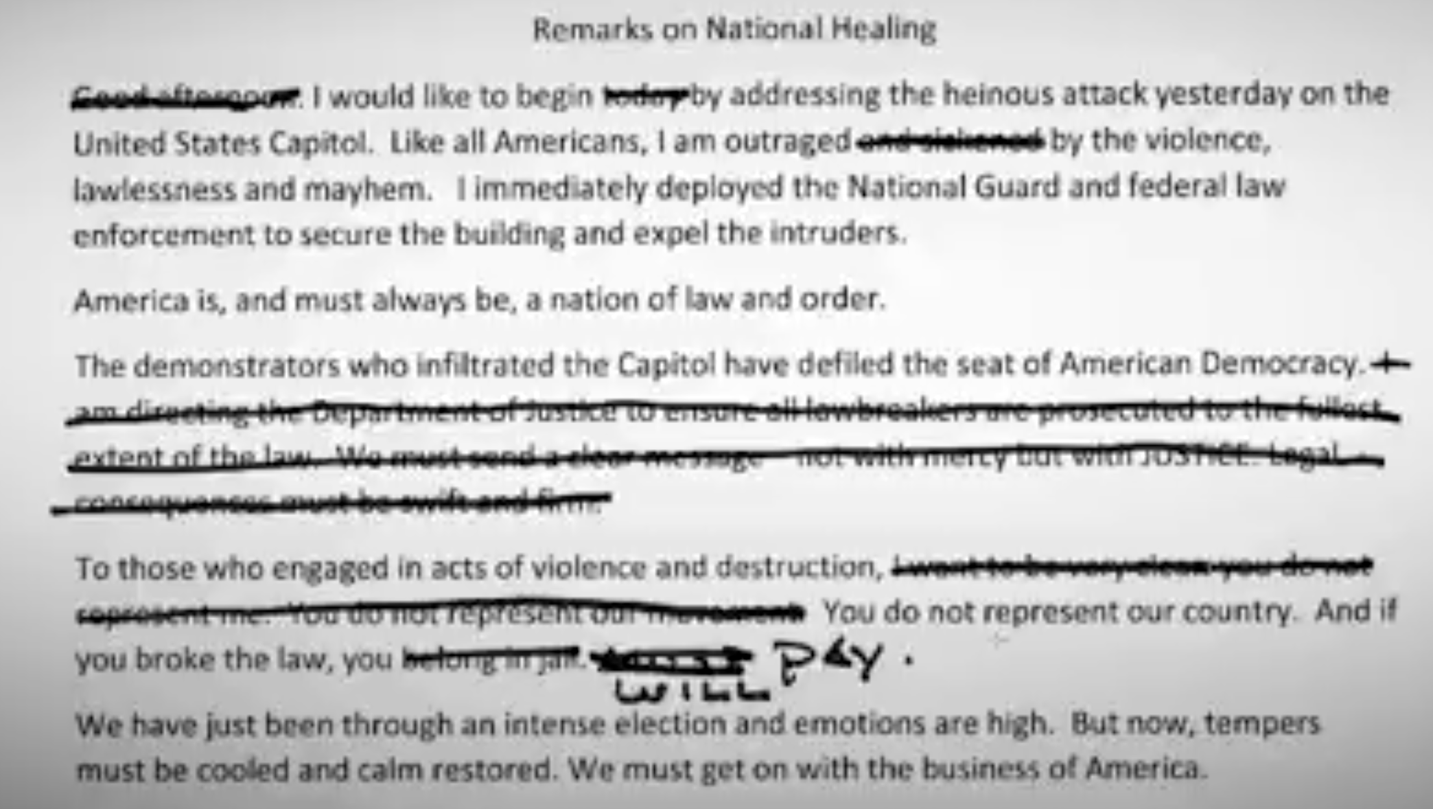 Trump eliminó pedido para enjuiciar a manifestantes de borrador de discurso del 7 de enero