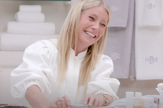 Gwyneth Paltrow admite que pensó que la tendencia de cuidado de la piel de Hailey Bieber era algo “sexual”