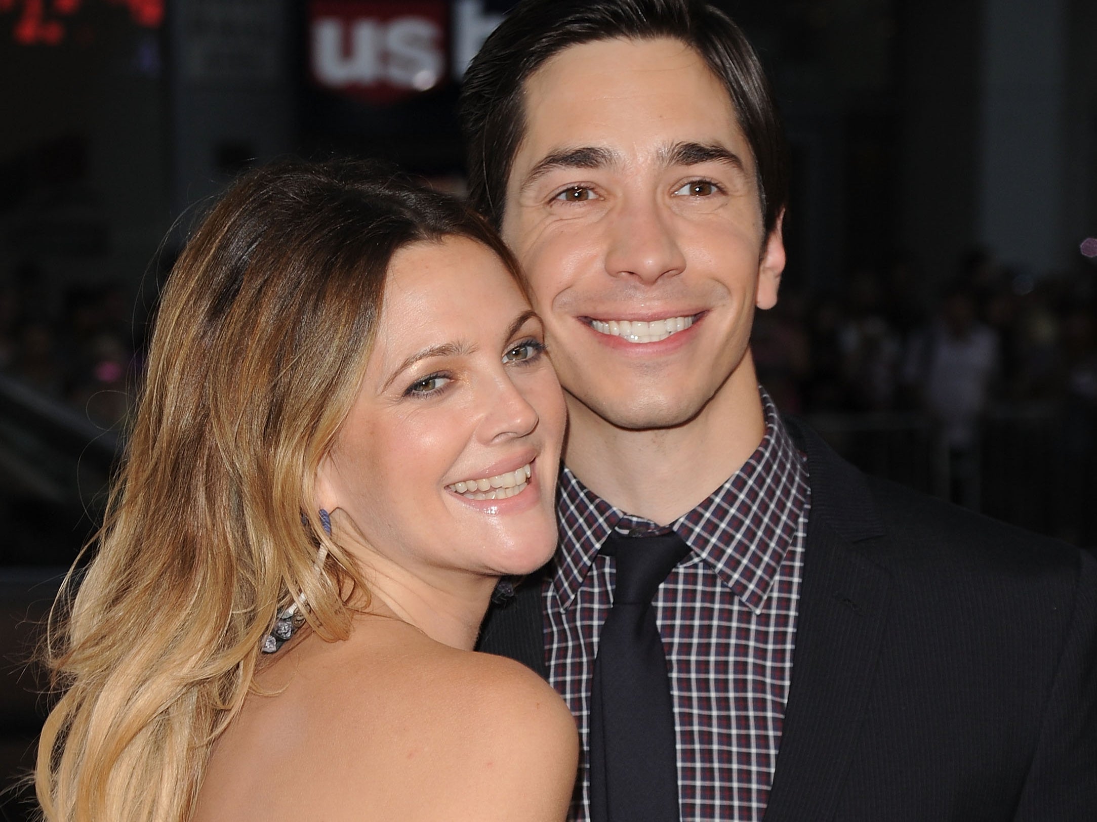 Drew Barrymore revela las razones por las que su ex Justin Long “consigue a todas las mujeres”