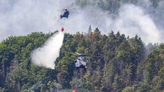 Este gigantesco incendio puso a batallar a bomberos en Alemania y República Checa 