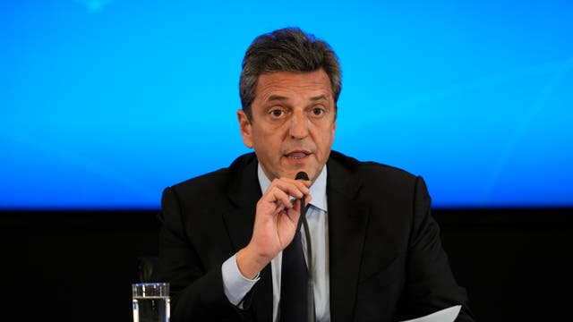 ARGENTINA-MINISTRO ECONOMÍA