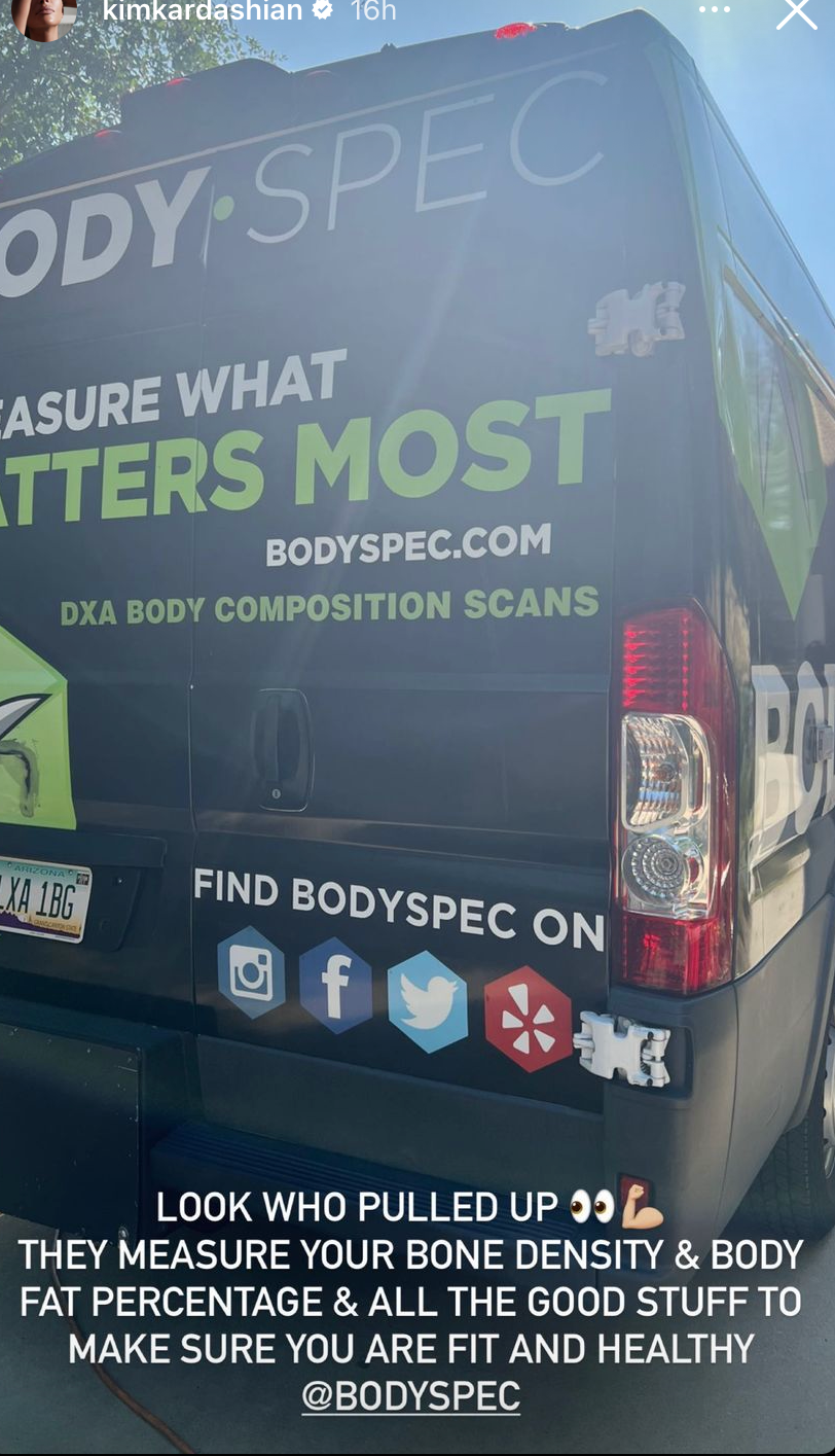 La camioneta de BodySpec que Kardashian mostró en sus historias