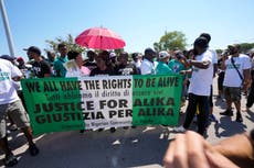 Italia: Marchan y exigen justicia por asesinato de nigeriano