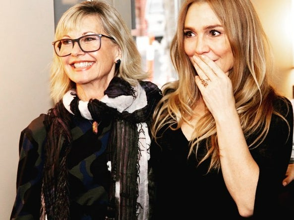 Olivia Newton-John “sufrió mucho” durante la semana antes de su muerte, dice su sobrina