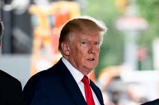 Resurgen comentarios negativos de Trump contra quienes invocan la Quinta Enmienda