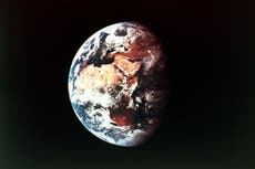 Enormes impactos de meteoritos han cambiado la forma de la Tierra, afirman científicos