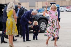 La primera dama Jill Biden da positivo a covid-19, dice la Casa Blanca