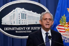 Dpto. de Justicia pide revelar orden de allanamiento a Trump