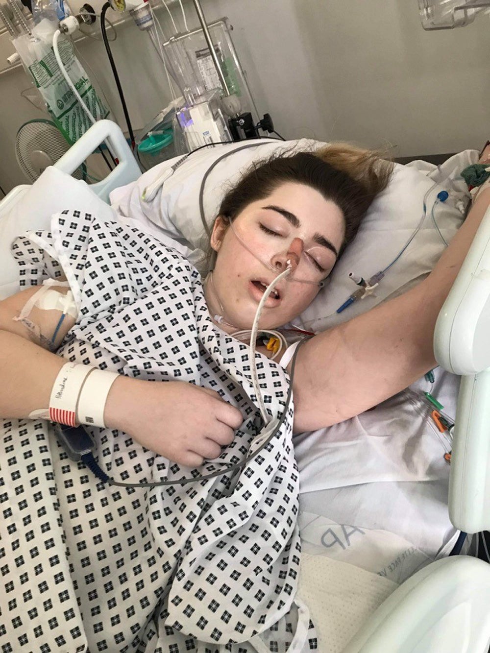 Sophie Anderson, a los 24 años, en el hospital