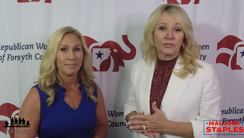 Marjorie Taylor Greene les dice a sus seguidores que voten “una, dos, tres veces, las que sean”