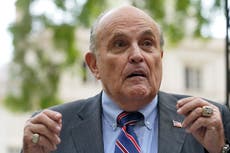 Esto es lo que sabemos de la denuncia penal en contra de Rudy Giuliani en Georgia