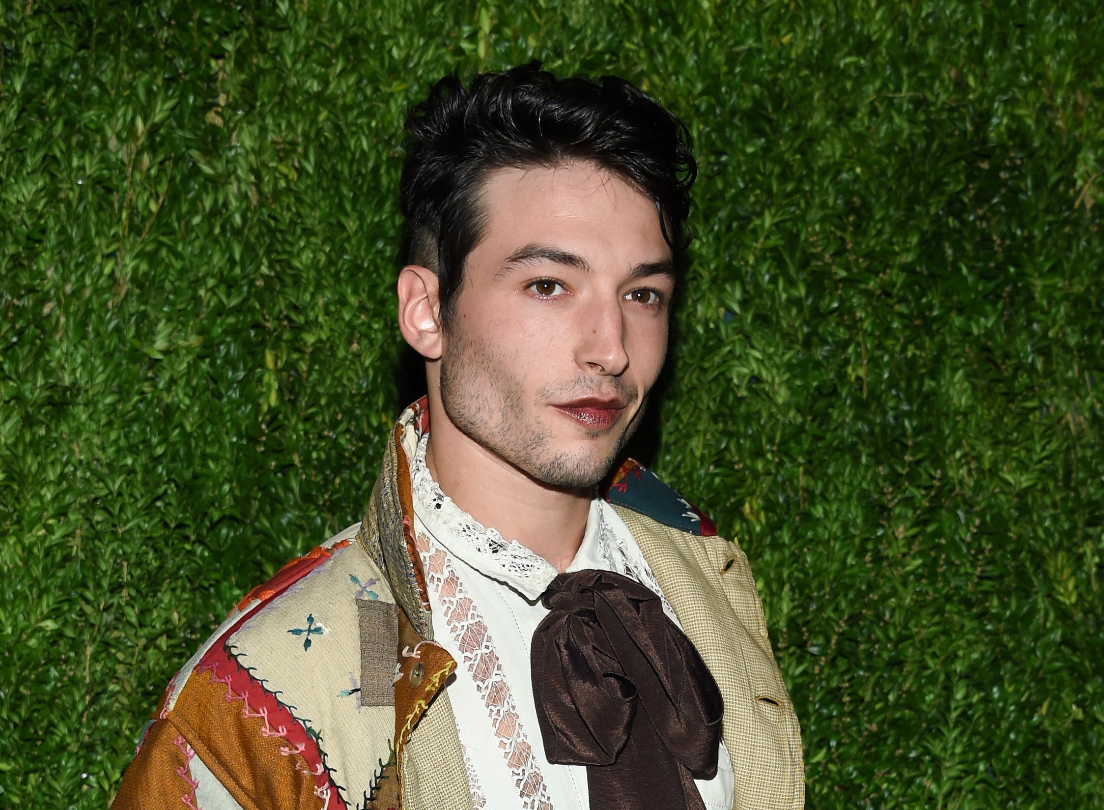 Ezra Miller: la estrella de ‘The Flash’ se declara inocente de robo de alcohol