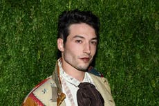 Ezra Miller: la estrella de ‘The Flash’ se declara inocente de robo de alcohol