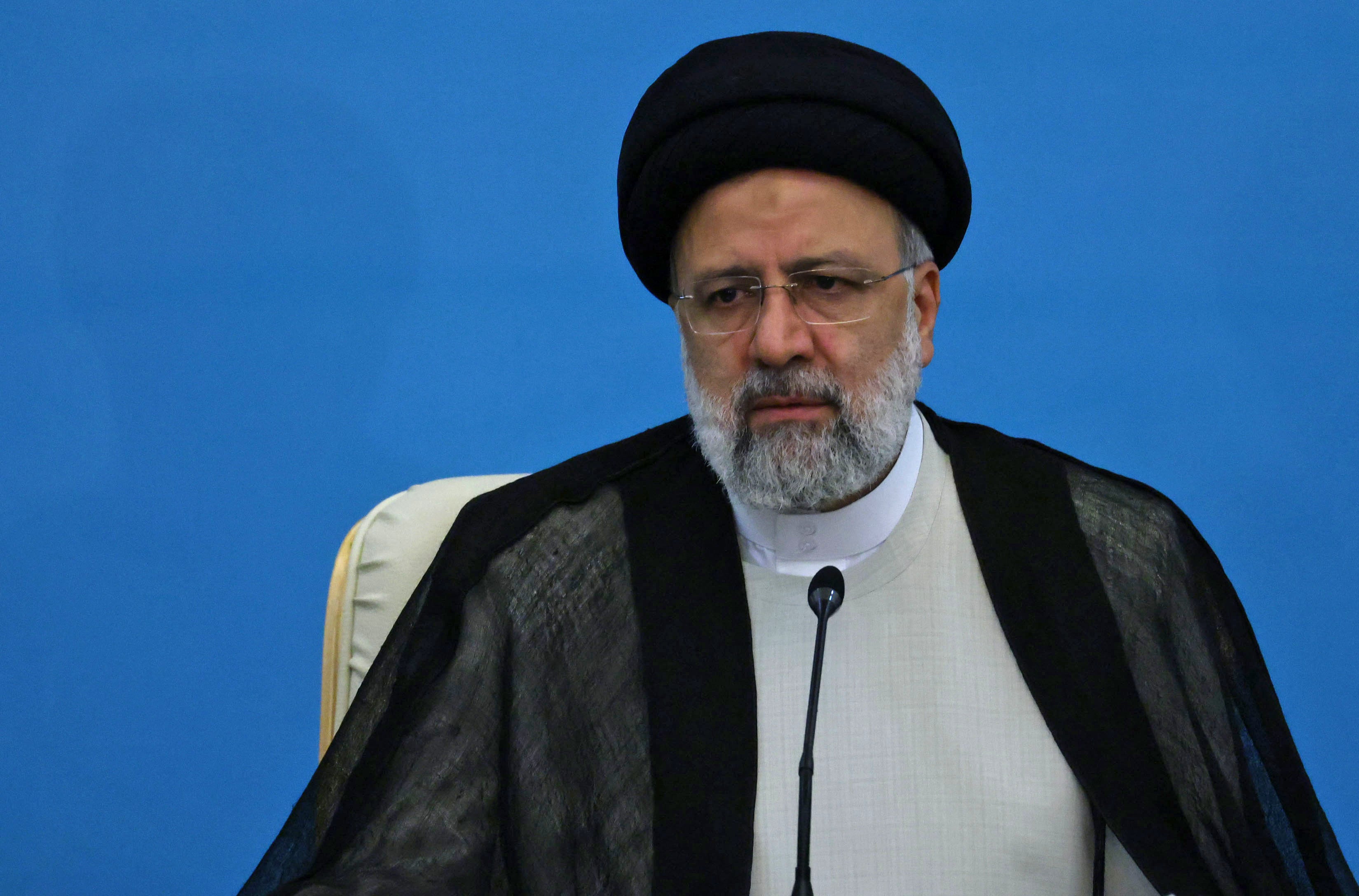 El presidente de Irán, Ebrahim Raisi, se enfrenta a “una ligera lucha cuesta arriba para evitar que le pongan obstáculos”