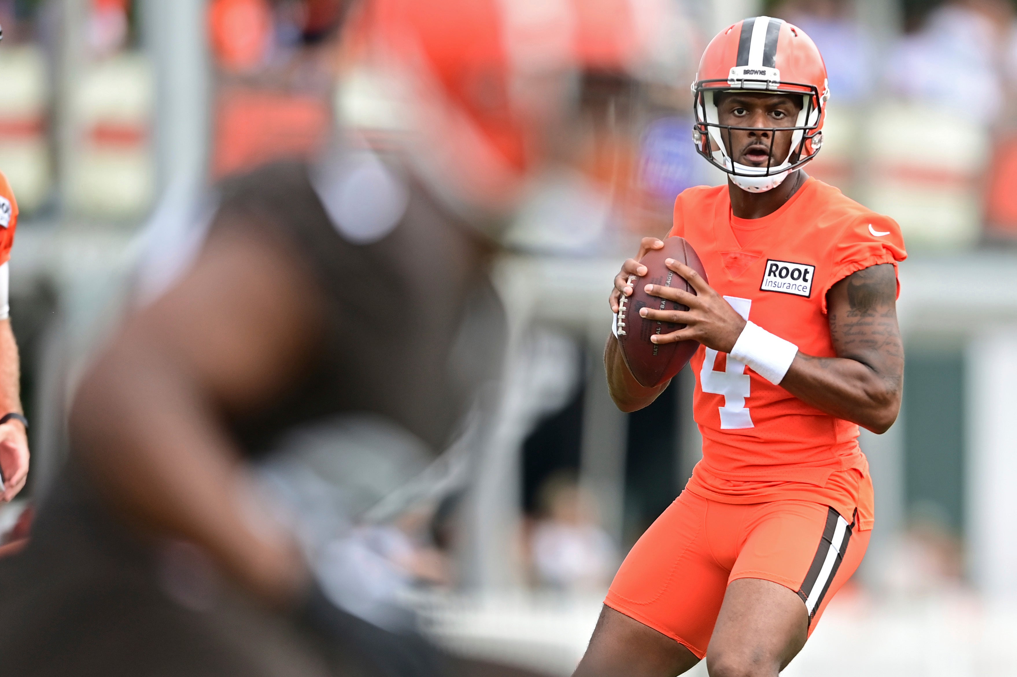 Fuente AP: Deshaun Watson acepta suspensiónd e 11 juegos