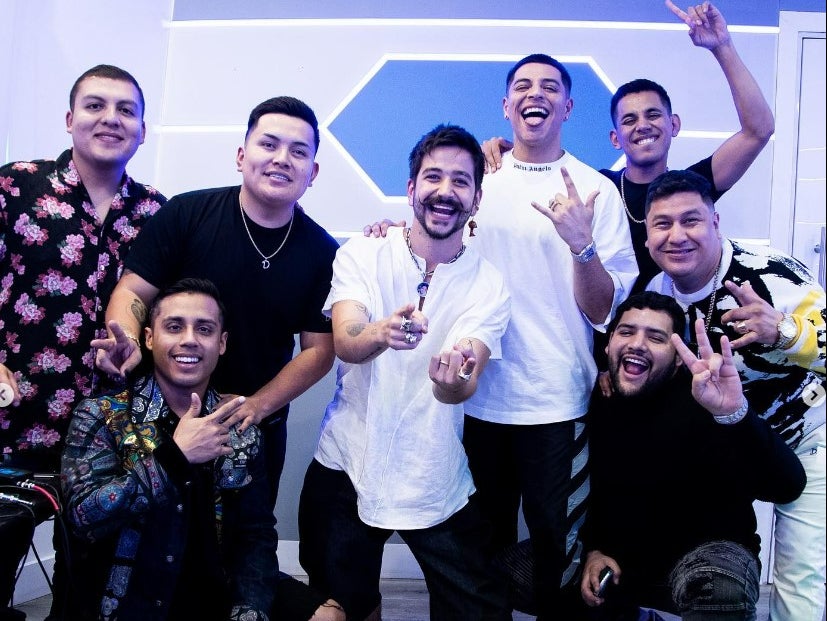 “Alaska”: Grupo Firme estrena tema en colaboración con Camilo