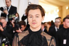 Harry Styles se defiende de las críticas de ‘queerbaiting’