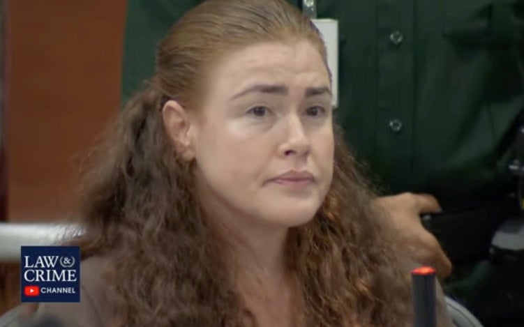 Danielle Woodard declaró en el juicio de su hermano biológico Nikolas Cruz