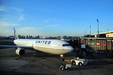 Avión se ve obligado a repostar tras rodar por la pista de NY durante 6 horas sin volar a ninguna parte