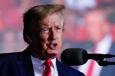 Trump aparentemente admite posesión ilegal de documentos, dice experta