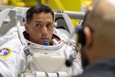 Astronauta de origen salvadoreño pasará meses en el espacio