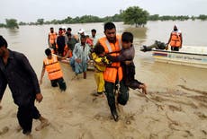 Inundaciones en Pakistán dejan medio millón en campamentos