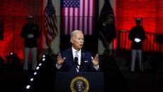 Biden acusa a Trump de “ser una amenaza” para la democracia en Estados Unidos 