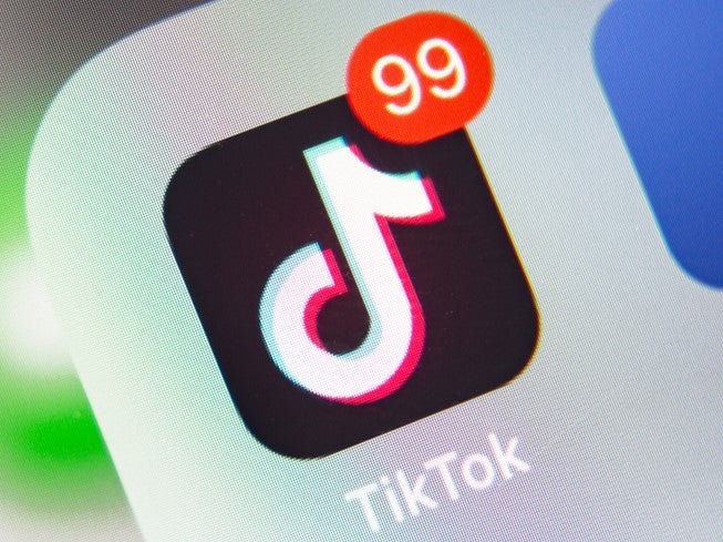 Los investigadores de seguridad advierten que los datos de los usuarios de TikTok parecen haber aparecido en un foro de hackeo el 3 de septiembre de 2022