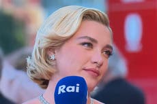 Florence Pugh hace un comentario ambiguo sobre lo inspirador que es “diferir y decir que ‘no’”
