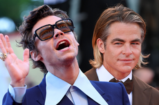 ¿‘Don’t Worry Darling’ estuvo a la altura de las expectativas? Sí, pero solo de maneras muy extrañas