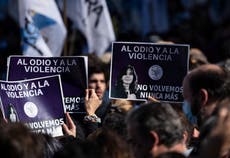Argentina: fotos complican a detenidos por ataque a CFK