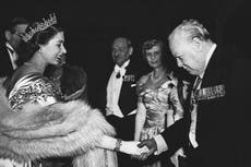 Recibió un imperio fracturado por la guerra y dejó un trono consolidado: los logros de Isabel II