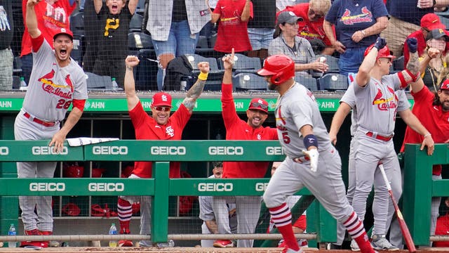 CARDENALES-PIRATAS