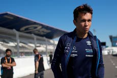Piloto Alex Albon sufre un fallo respiratorio tras cirugía