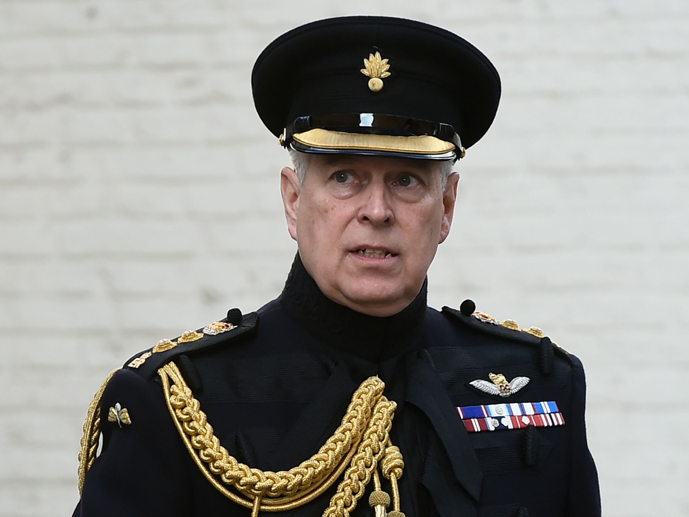 No se espera que Andrés vuelva a la vida pública