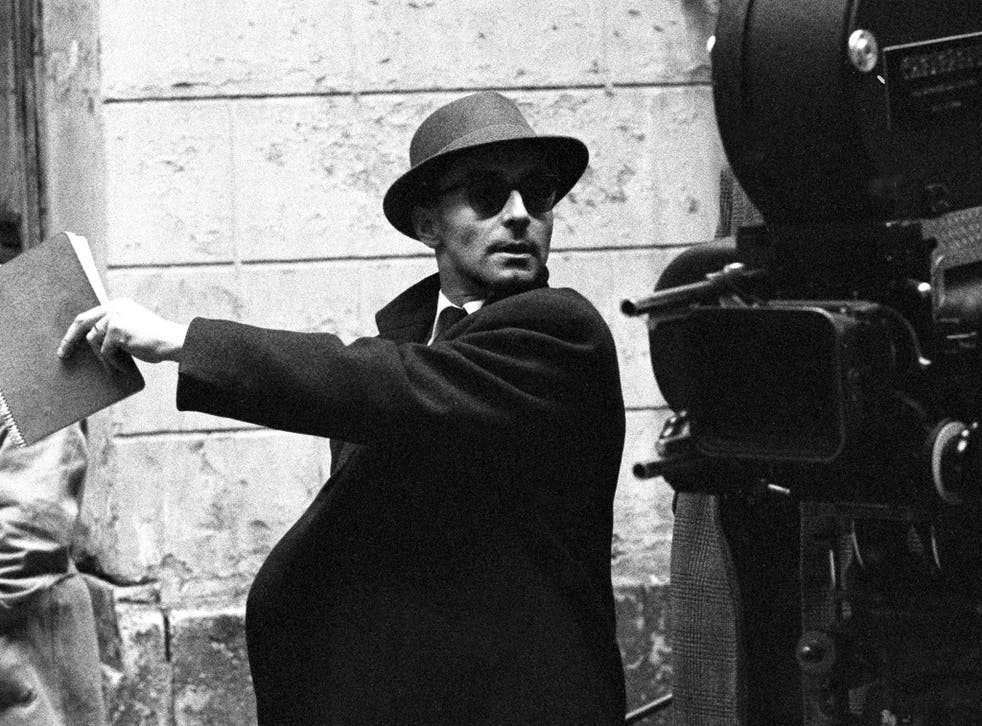 <p>Jean-Luc Godard en el set de su película ‘Vivre sa vie’ en 1962</p>