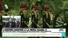 Miles en Londres esperan el cortejo fúnebre de la reina Isabel II en su traslado a Westminster