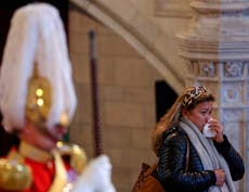 Líderes mundiales viajan a Londres para funeral de Isabel II