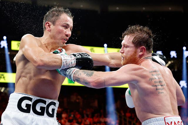 Golovkin y Canelo peleando