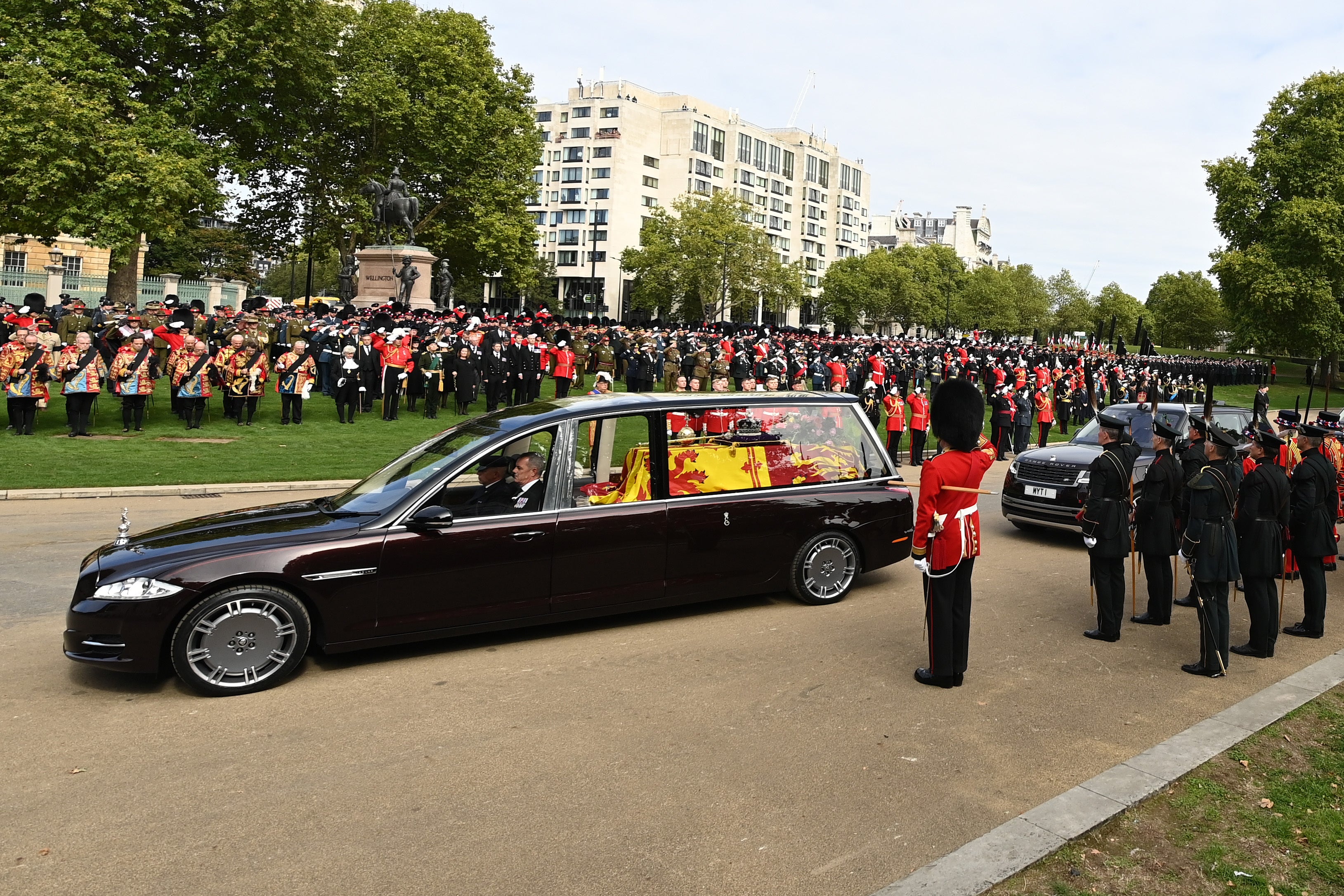 The Royal Hearse carries the coffin of Queen Elizabeth II at Wellington Arch.