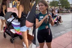 Vídeo de visitantes a Disney escondiendo a una niña para no pagar entrada desata debate